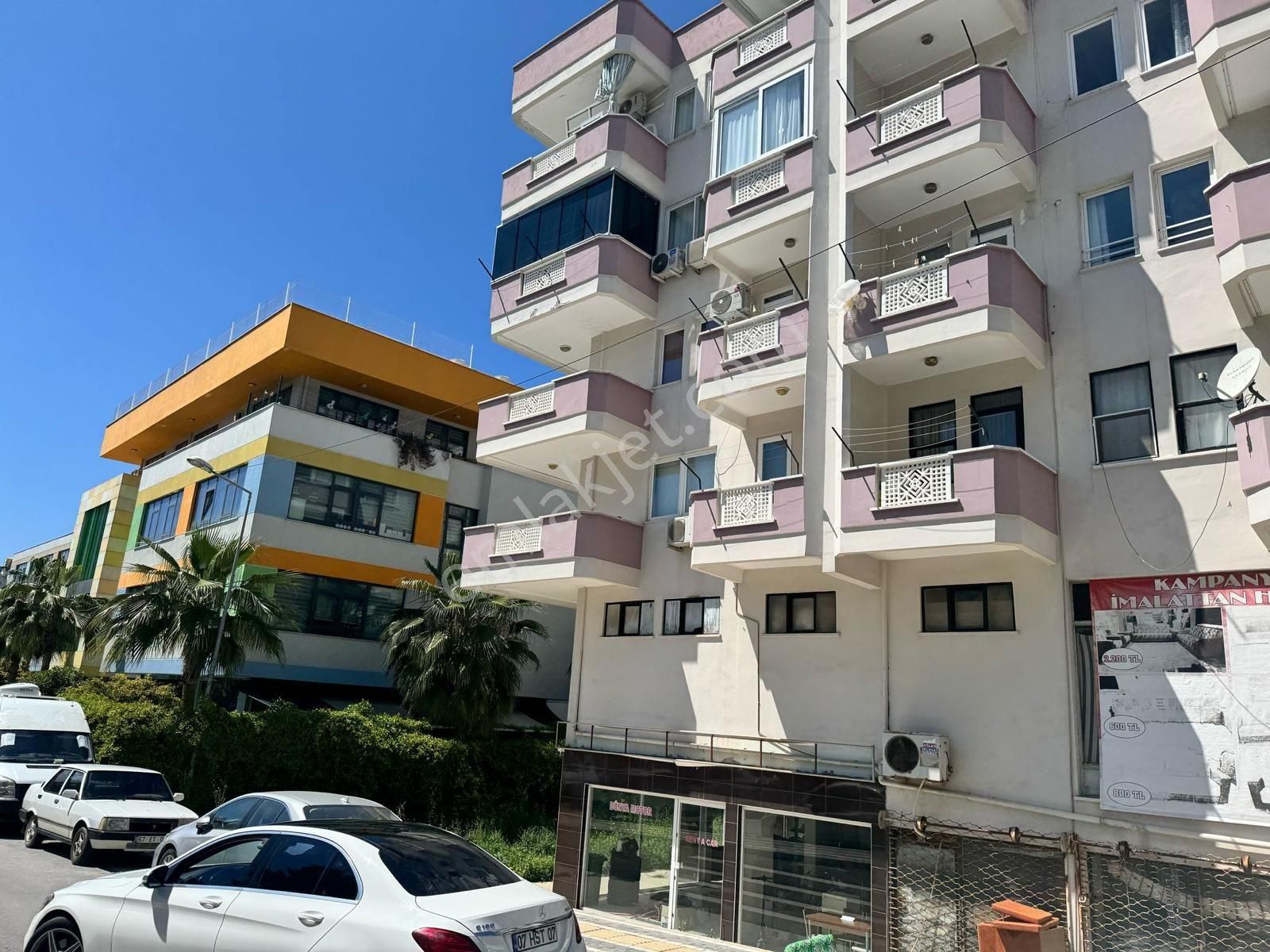 Kızlarpınarı Mahallesinde Satılık 2+1 Daire