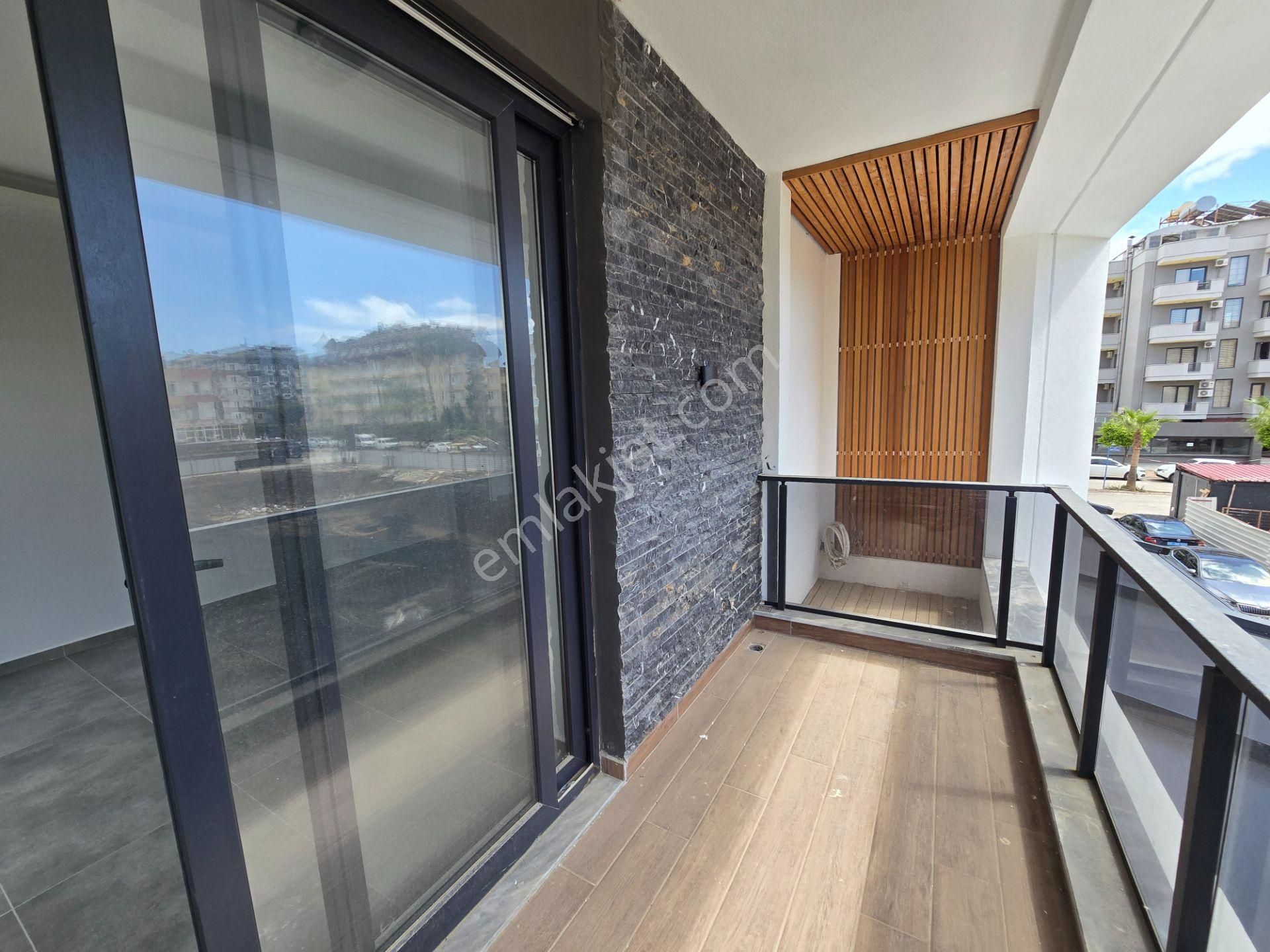 Obanın Merkezinde Sahile 100 Metre Satılık 2+1 Daire - Görsel 13