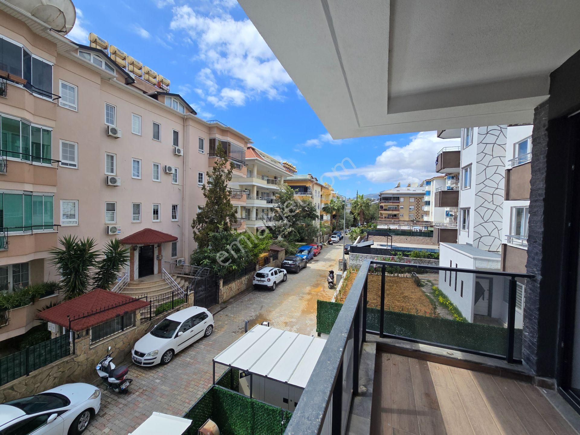 Obanın Merkezinde Sahile 100 Metre Satılık 2+1 Daire - Görsel 11