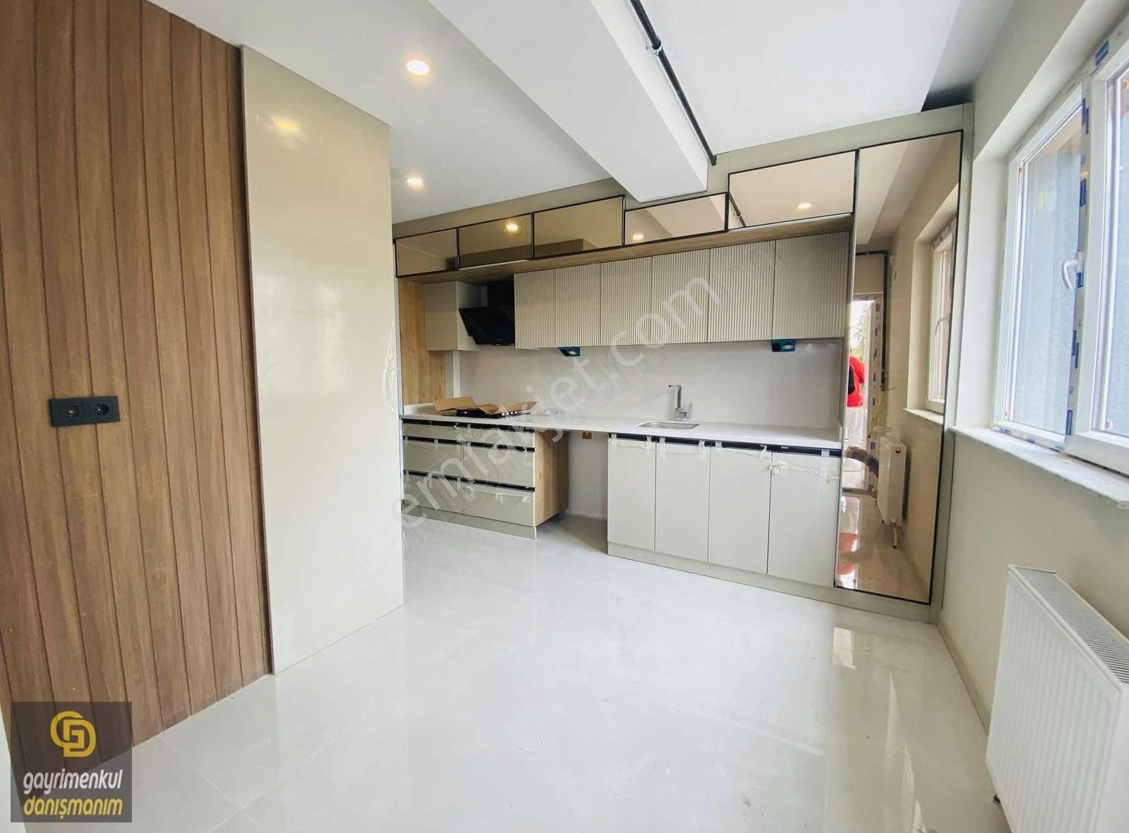 Sincan M.çakmak Mah.sıfır Asansörlü Bina 3+1 Arakat_115m2_daire