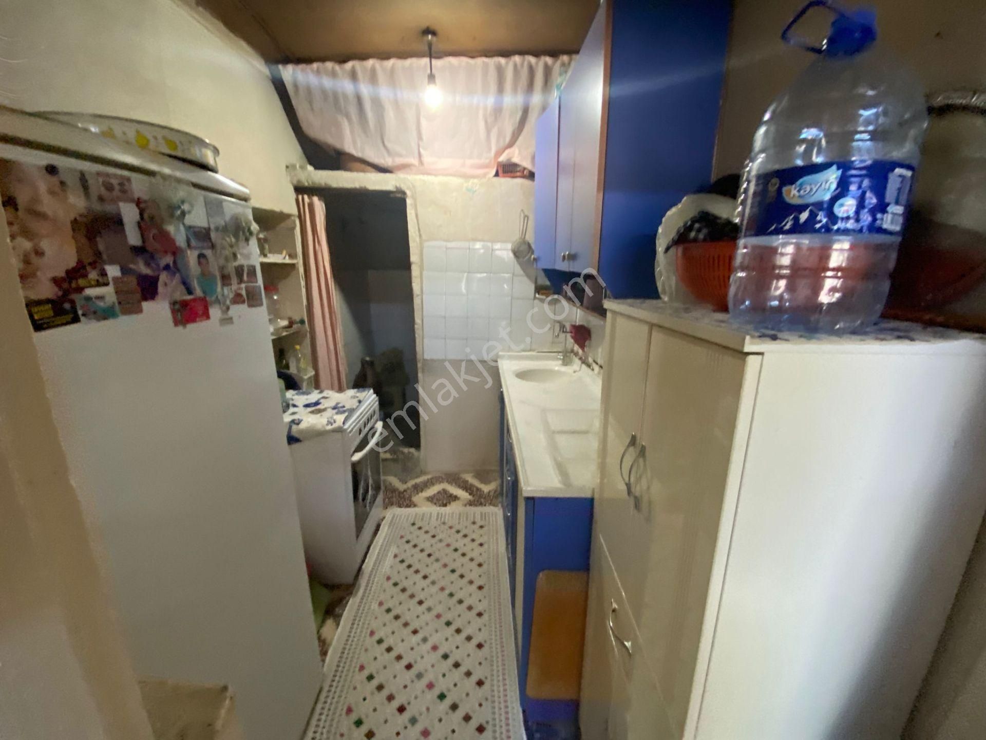 Acill Konak Ferahlı Mah.de Bir Bahçe İçinde 2 Adet Çatılı Satılık Müstakil Ev - Görsel 15