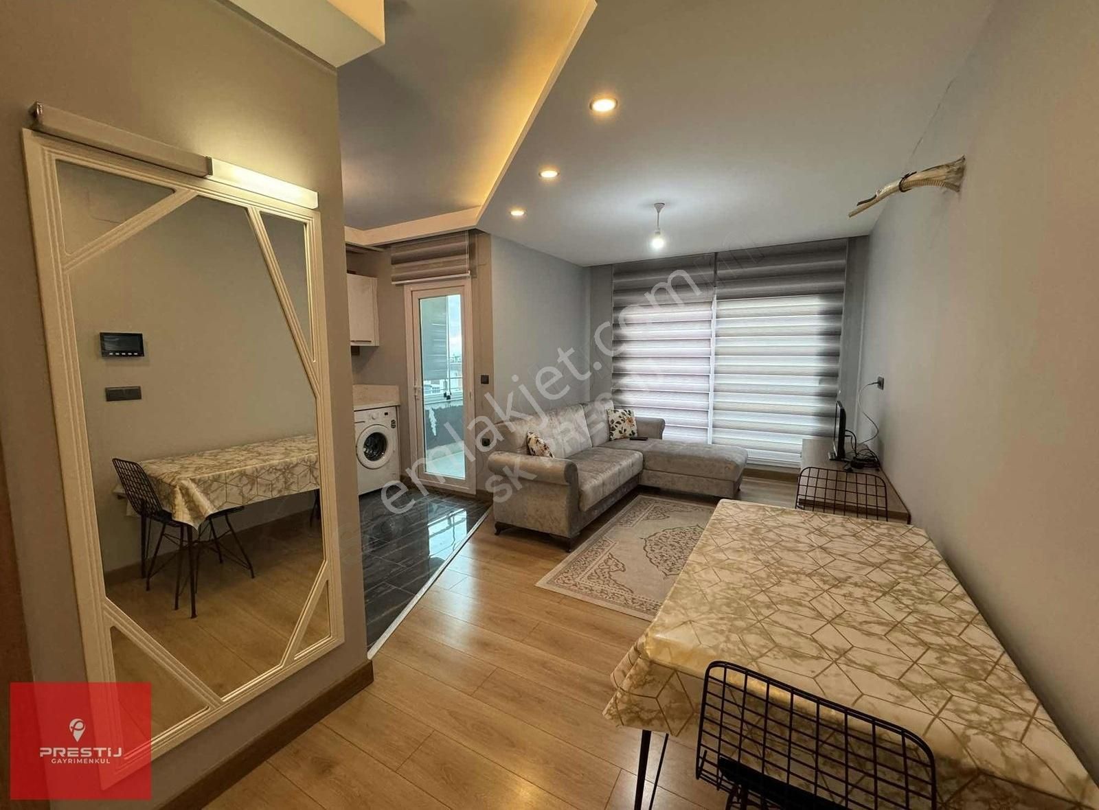 Prestij'den Stadyum Karşısı Doğalgazlı Full Eşyalı Kiralık 1+1,5