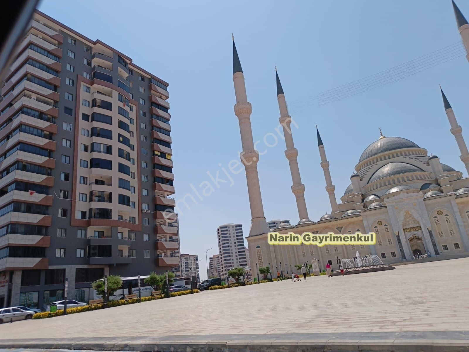 Şahinbey Akkent Millet Camii Manzaralı 3,5+1 Ara Kat Site İçi