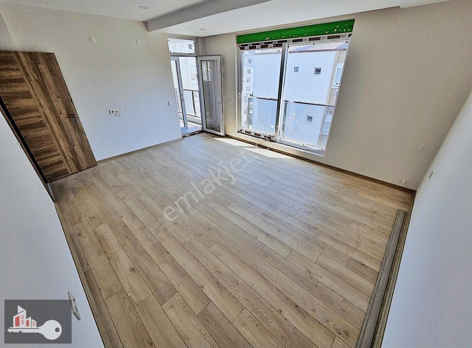 Sütçüler'de Hastane Yanında 2+1 Lüx Daire