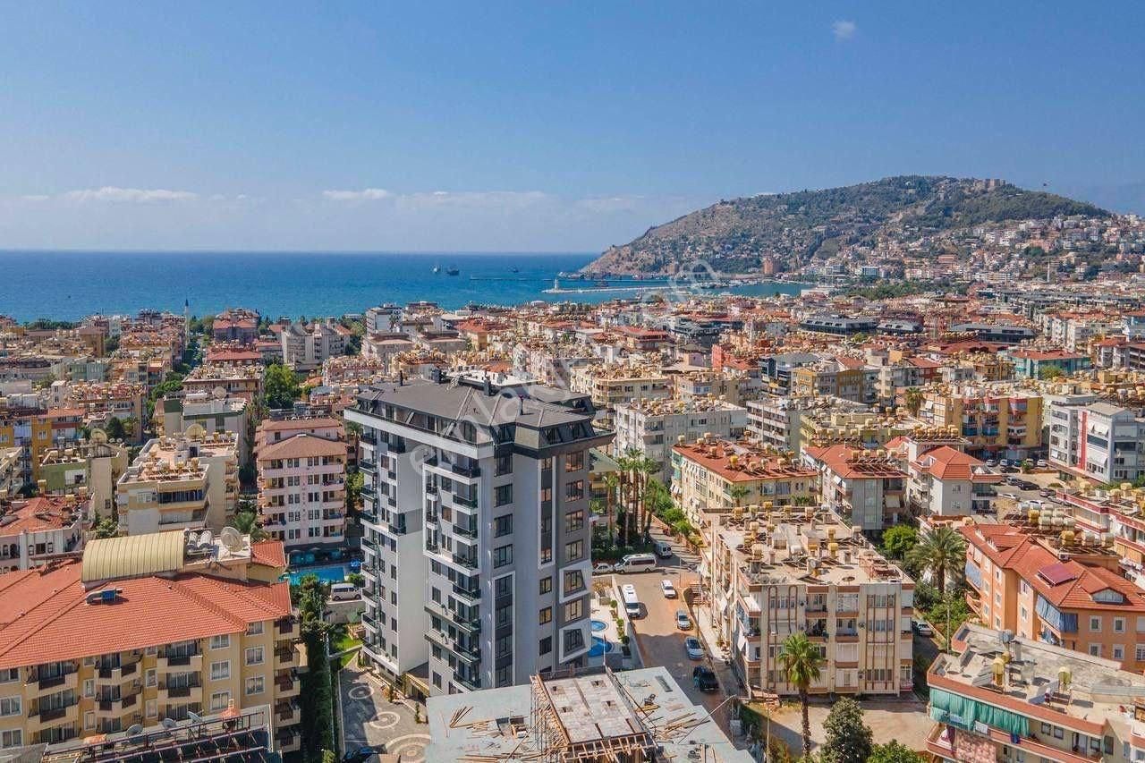 Alanya Merkez Güllerpınarı Denize 500 Metre 2+1 Lüks Residance