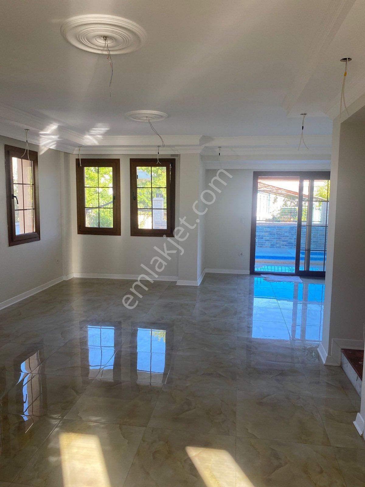 Dalyanda Müstakil 4+1 Havuzlu Fırsat Villa - Görsel 8