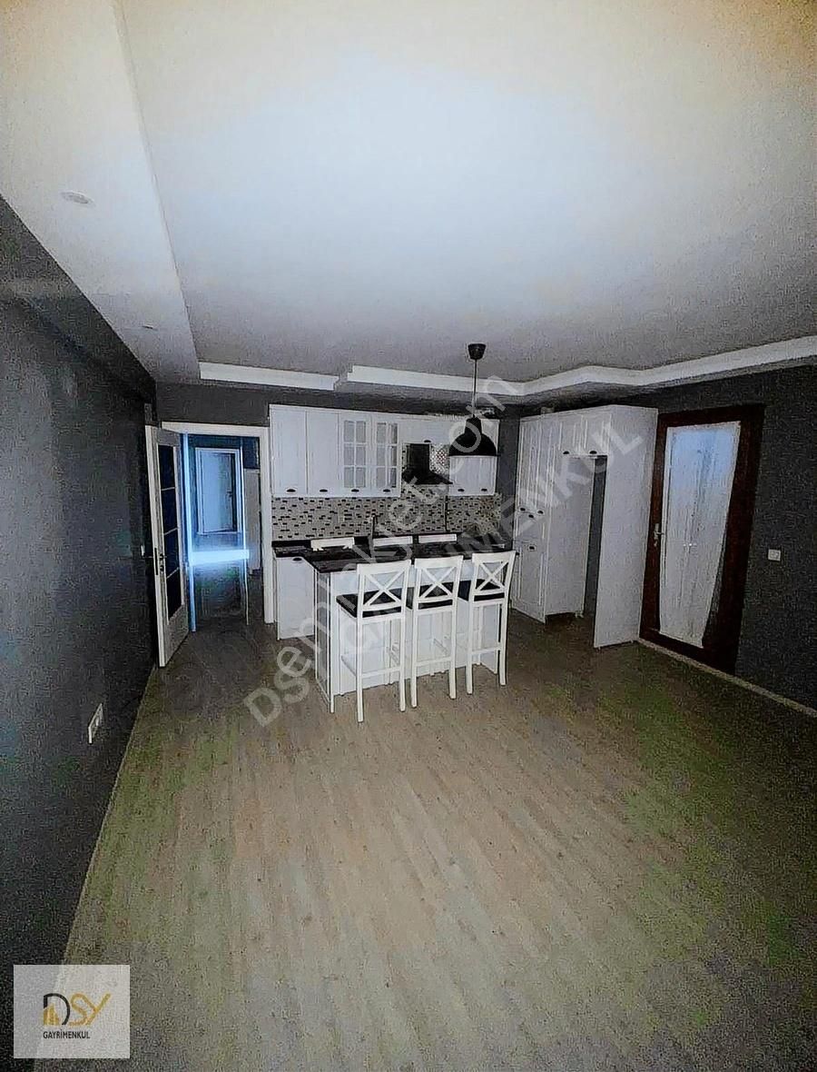 Buca Akıncılar Mahallesinde Kiralık 2+1 Doğalgazlı Ev