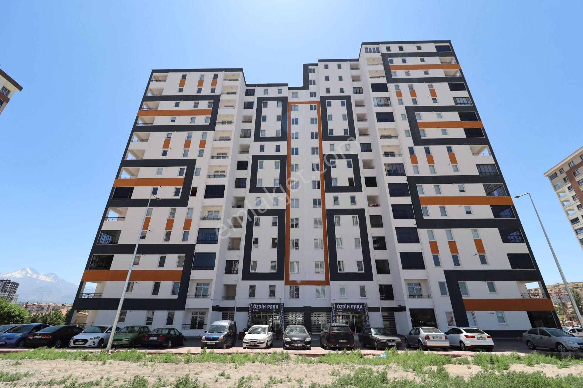 Ziya Gökalp Mahallesinde Satılık 4+1 Sıfır Daire