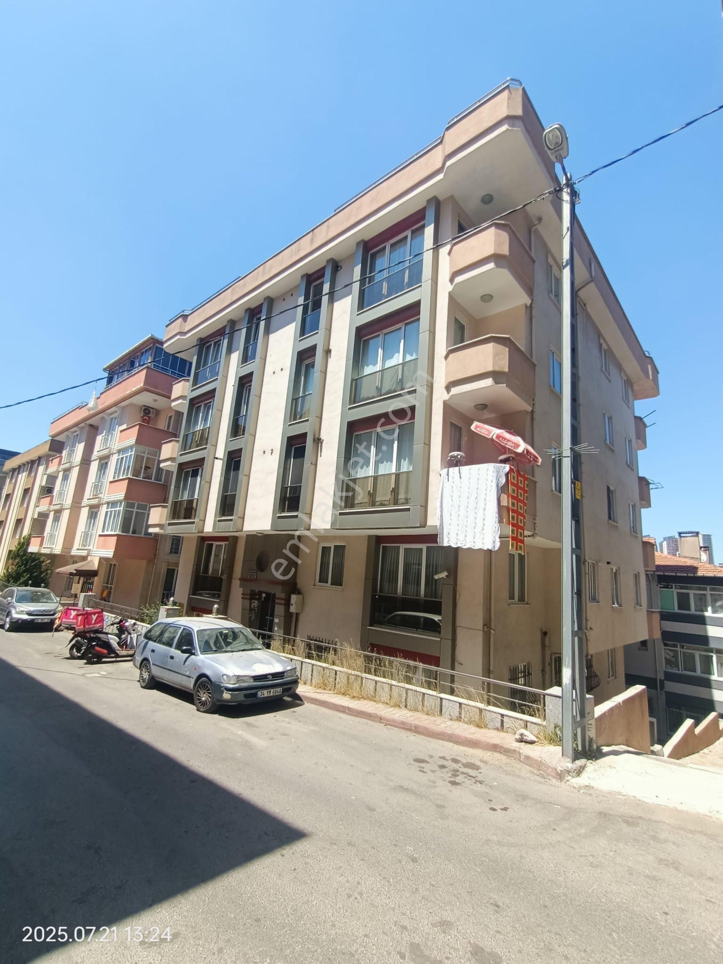 Fındıklı’da Acil Satılık 5+2 Dubleks Daire