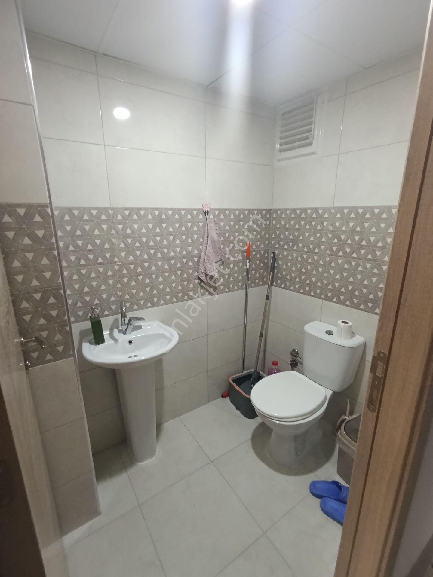 Emlak Dünyasından Satılık 3+1 Eli Park Hastanesi Civarı Bakımlı Daire - Görsel 27