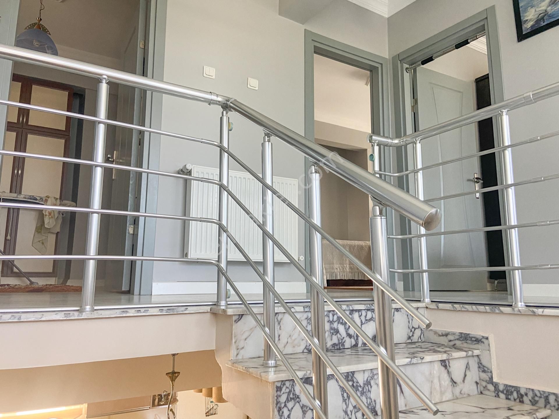 Kumbağ'da Denize Sıfır Lüks Krediye Uygun Satılık 3+1 Bahçeli Villa - Görsel 35