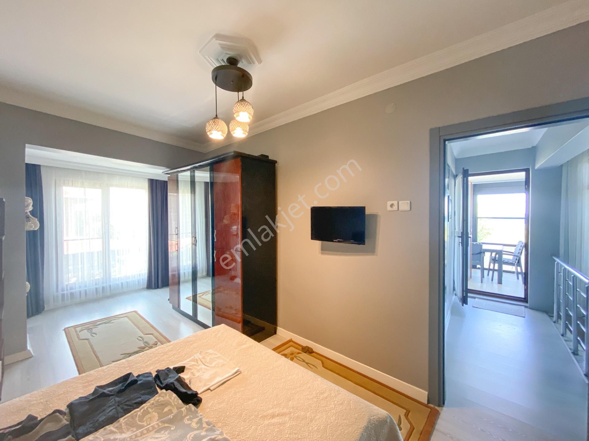 Kumbağ'da Denize Sıfır Lüks Krediye Uygun Satılık 3+1 Bahçeli Villa - Görsel 27