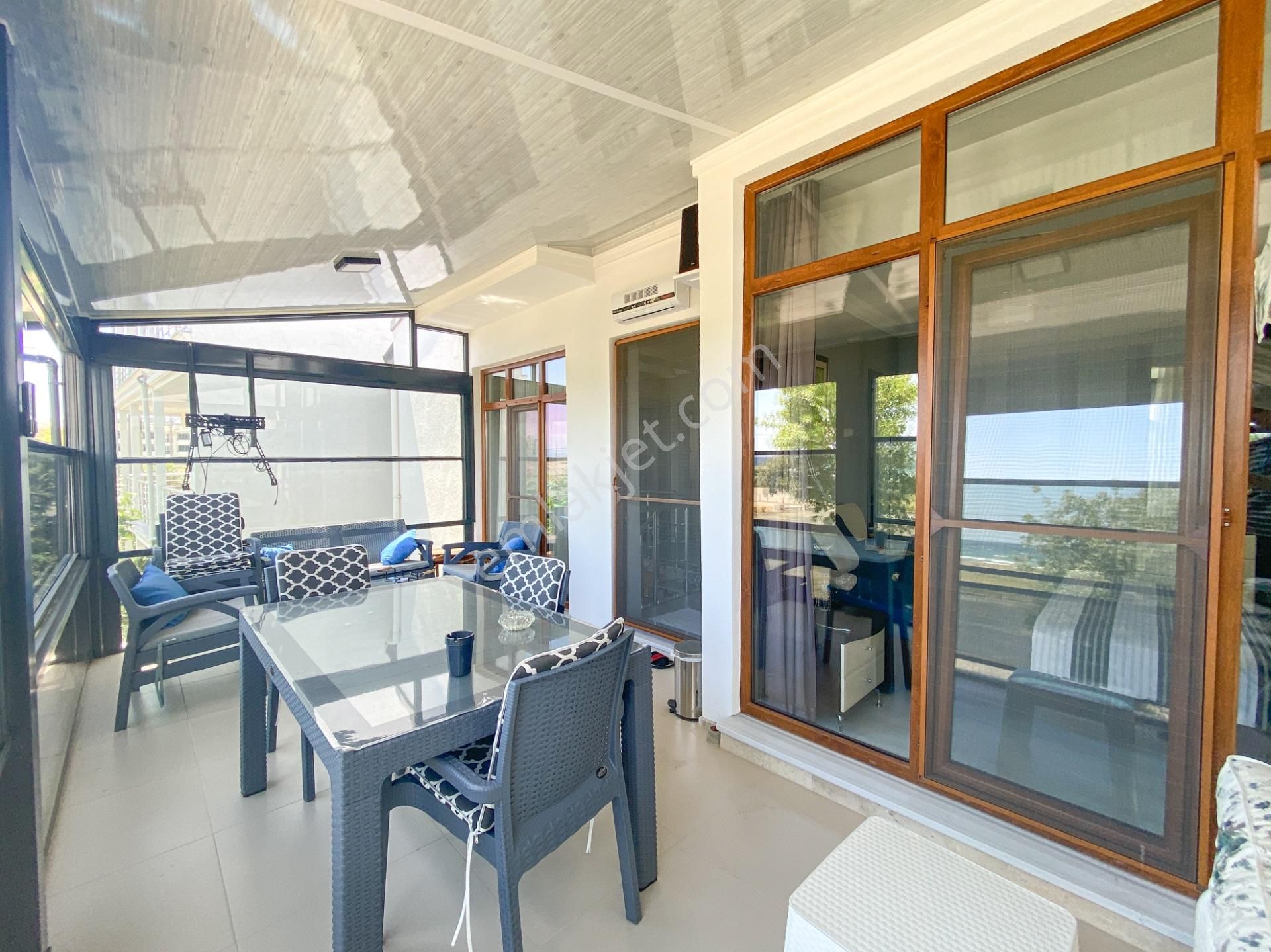 Kumbağ'da Denize Sıfır Lüks Krediye Uygun Satılık 3+1 Bahçeli Villa - Görsel 24