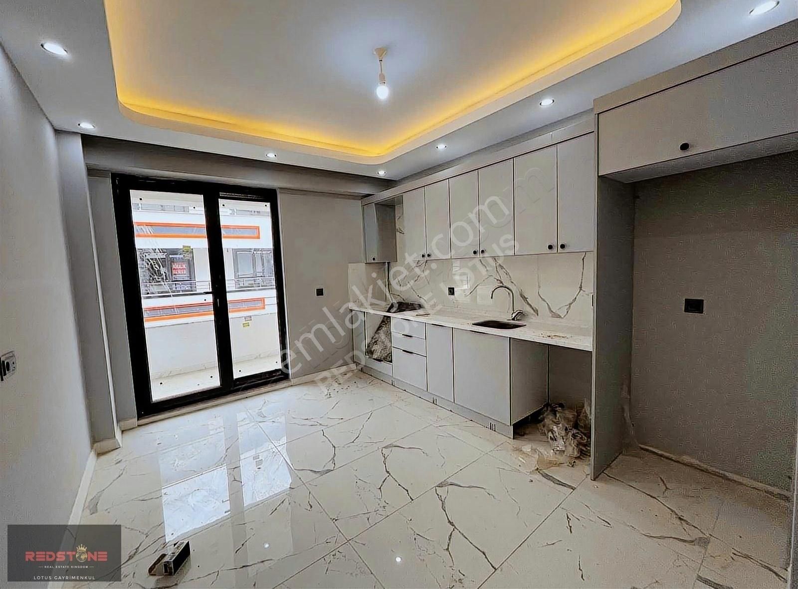 İzmit Plajyolun Da 4+1 Eğimsiz Ebeveyn Banyolu Dubleks Daire