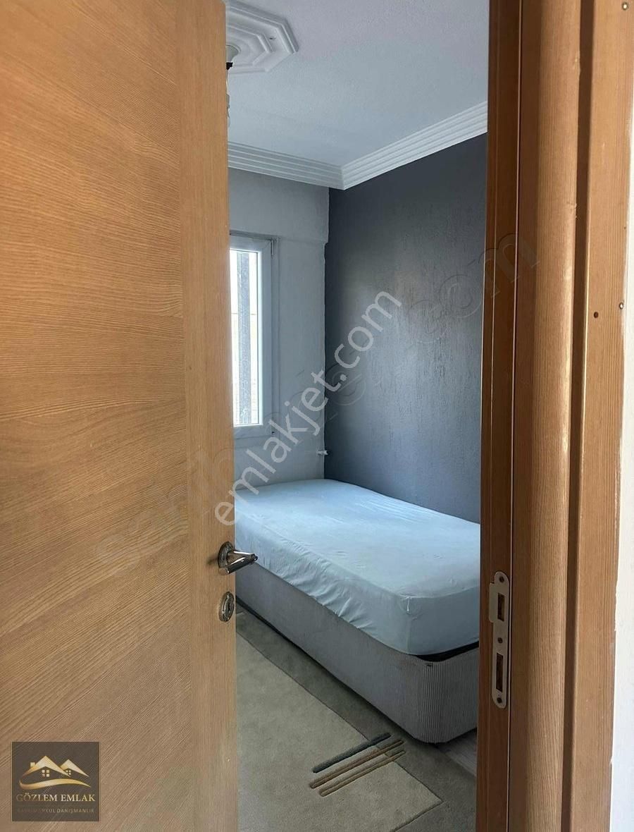 Yeni Foça Merkez Yakını 4+1 Eşyalı Kiralık Müstakil Dubleks