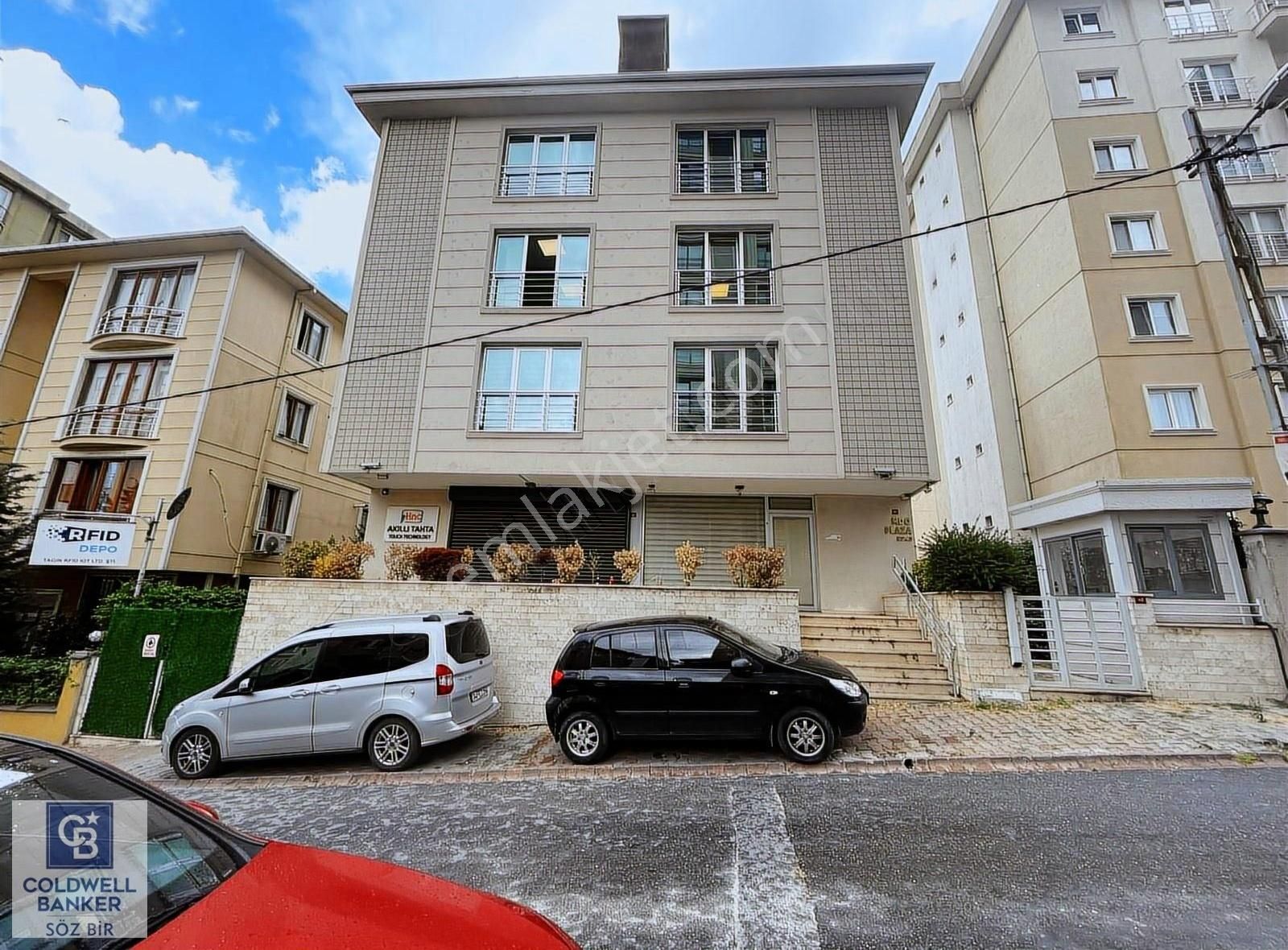 Ümraniye Şerifali Tatlısu Mh.arif Ay Sokak Kiralık Dükkan İşyeri