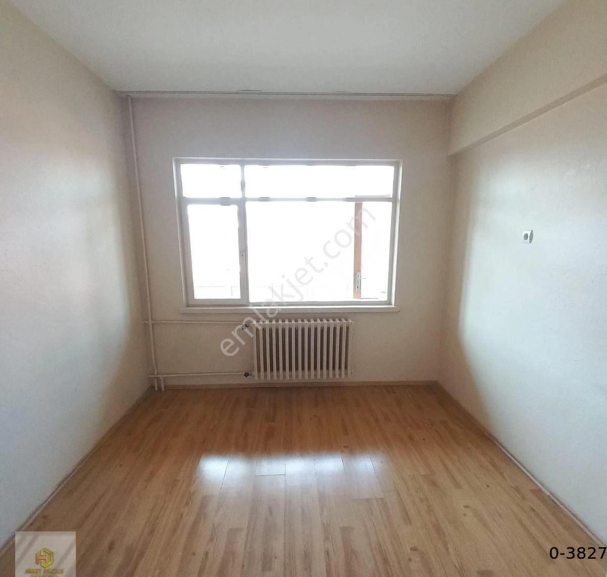 Vişnelik Mahallesinde Atatürk Bulvarı Yakını Kiralık 3+1 Daire - Görsel 5