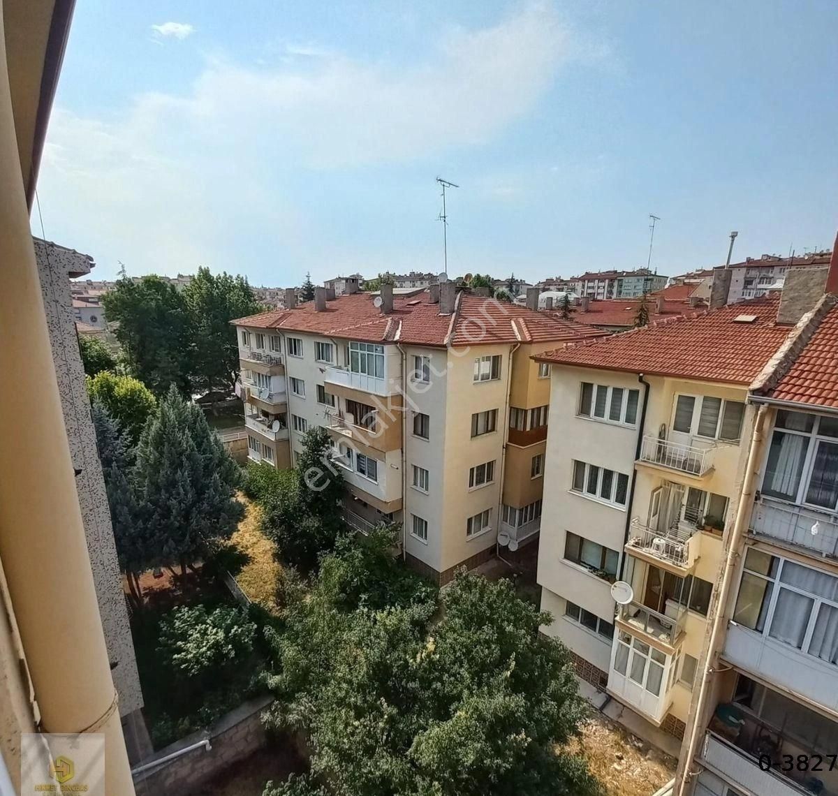 Vişnelik Mahallesinde Atatürk Bulvarı Yakını Kiralık 3+1 Daire - Görsel 30