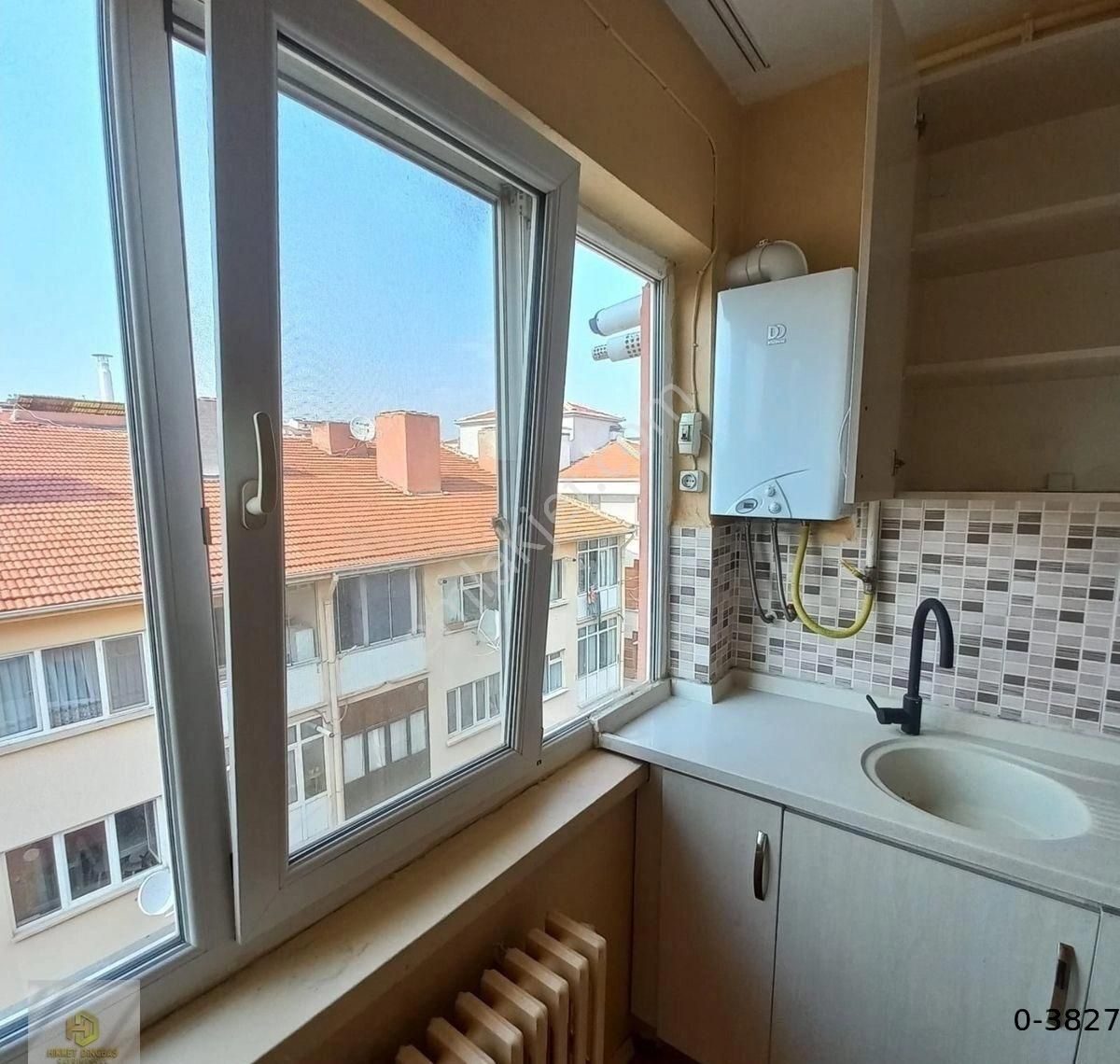 Vişnelik Mahallesinde Atatürk Bulvarı Yakını Kiralık 3+1 Daire - Görsel 18