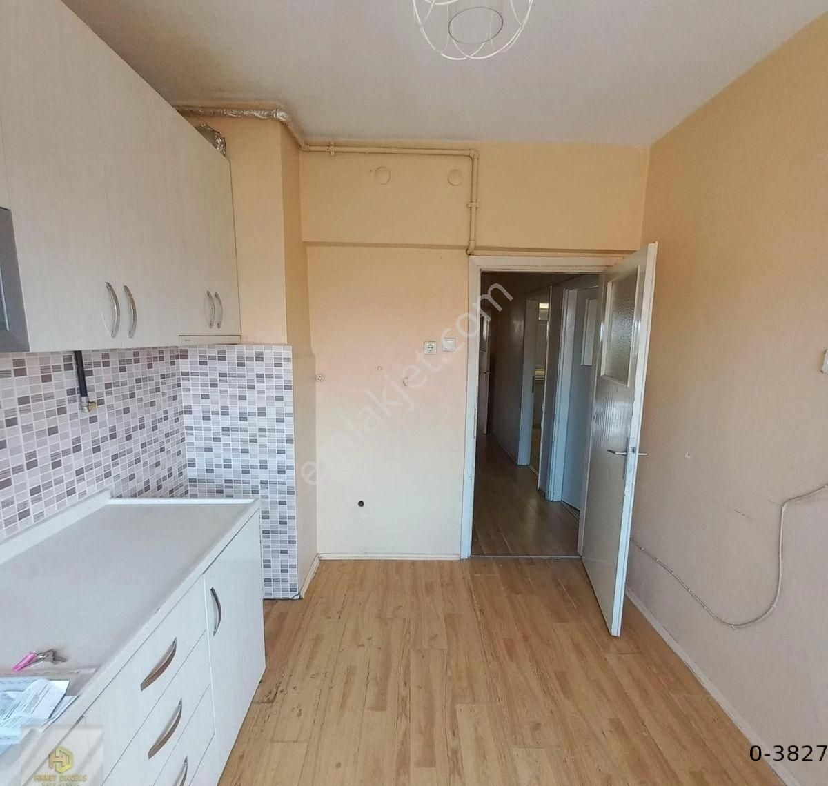 Vişnelik Mahallesinde Atatürk Bulvarı Yakını Kiralık 3+1 Daire - Görsel 8