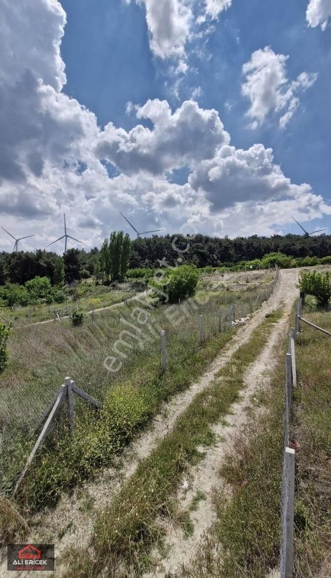 Bornova Yakaköy'de Tapulu Bungalov Bölgesinde 300m² Bahçe - Görsel 4