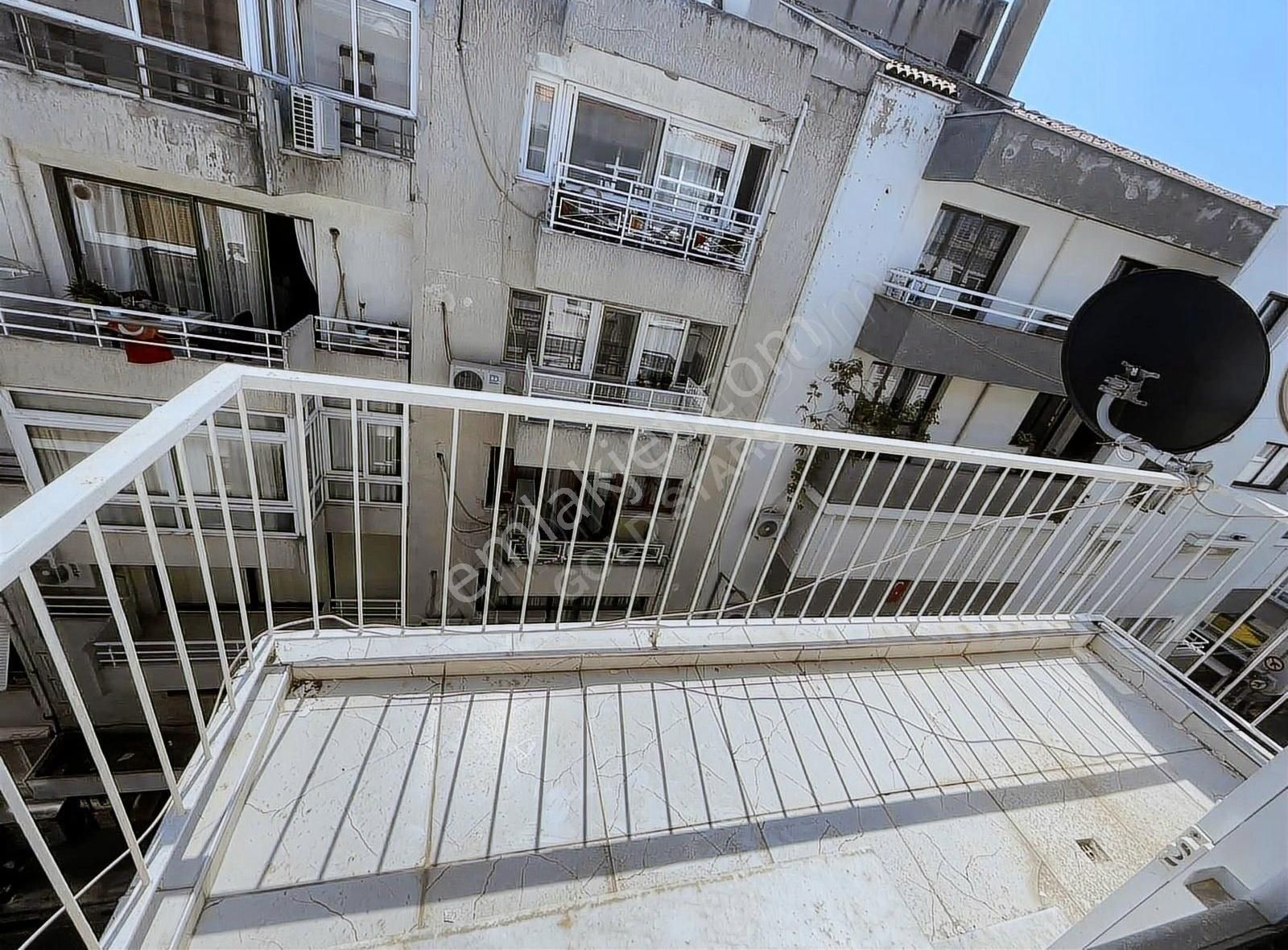 İzmir Karşıyaka Spotçular Sokağı Satılık Daire - Görsel 20