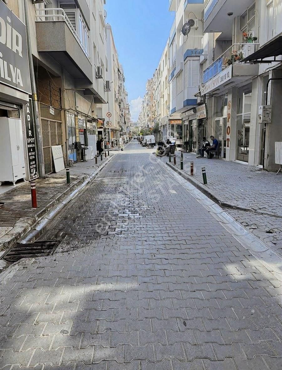 İzmir Karşıyaka Spotçular Sokağı Satılık Daire - Görsel 27