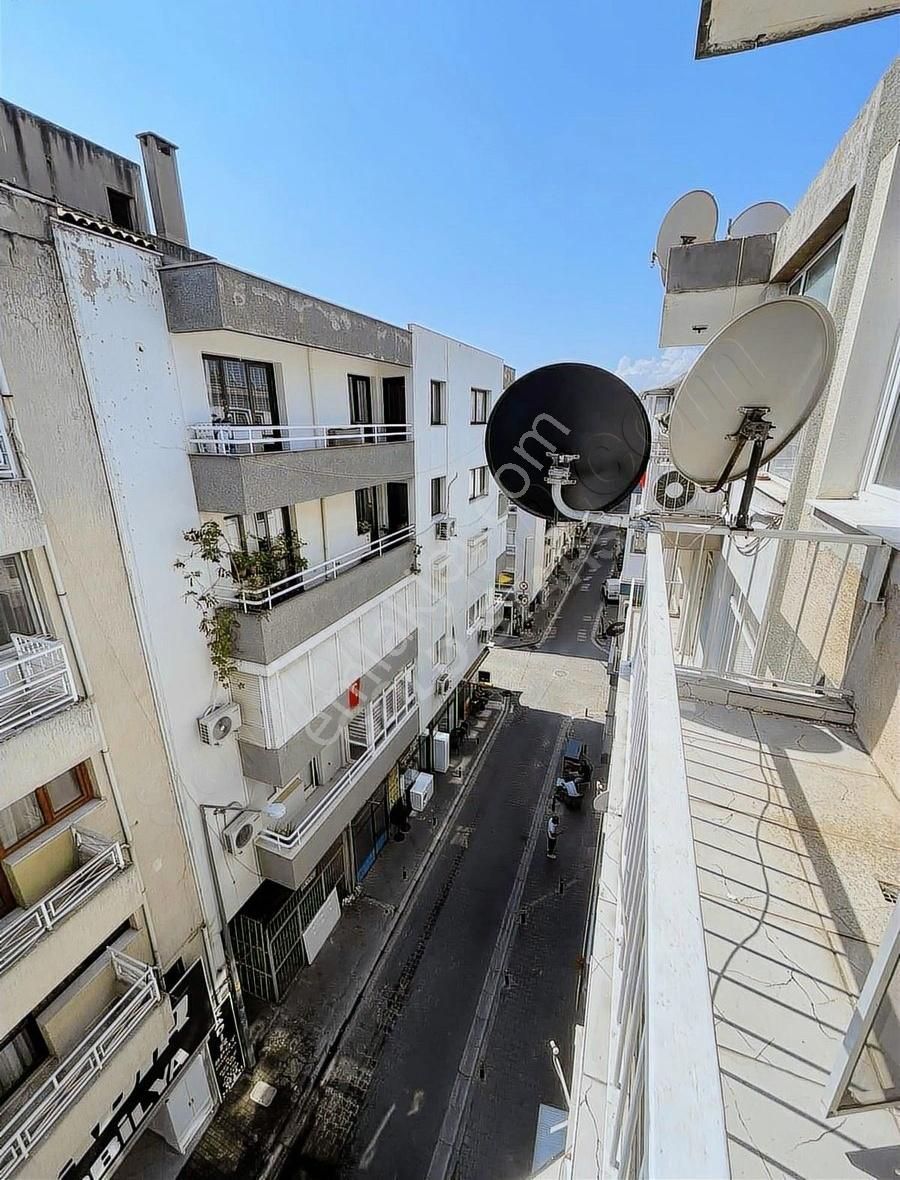 İzmir Karşıyaka Spotçular Sokağı Satılık Daire - Görsel 23
