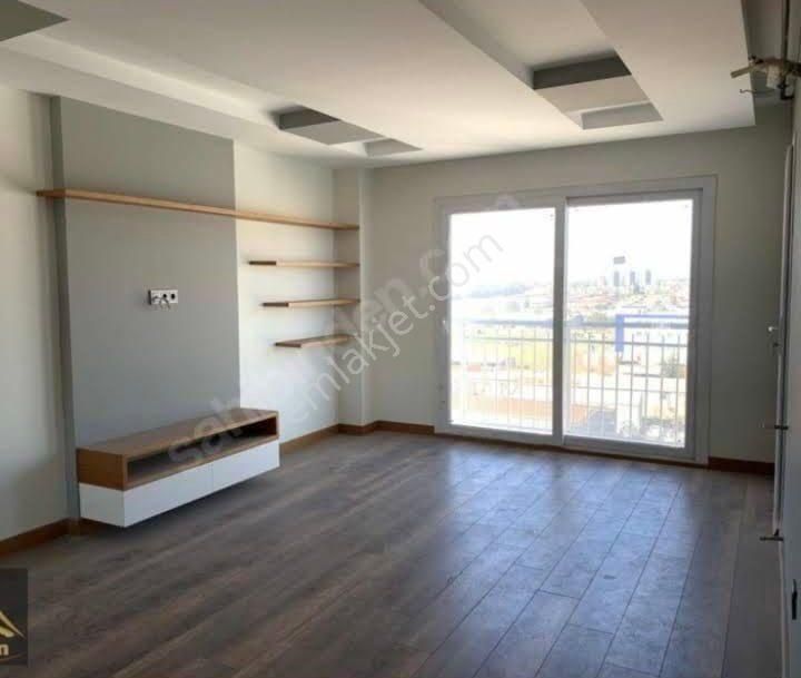 Aydınlar’da 7/24 Güvenlikli Sitede Lüks 2+1 – Ebeveyn Banyolu & Doğalgazlı Kaçmaz Fırsat!