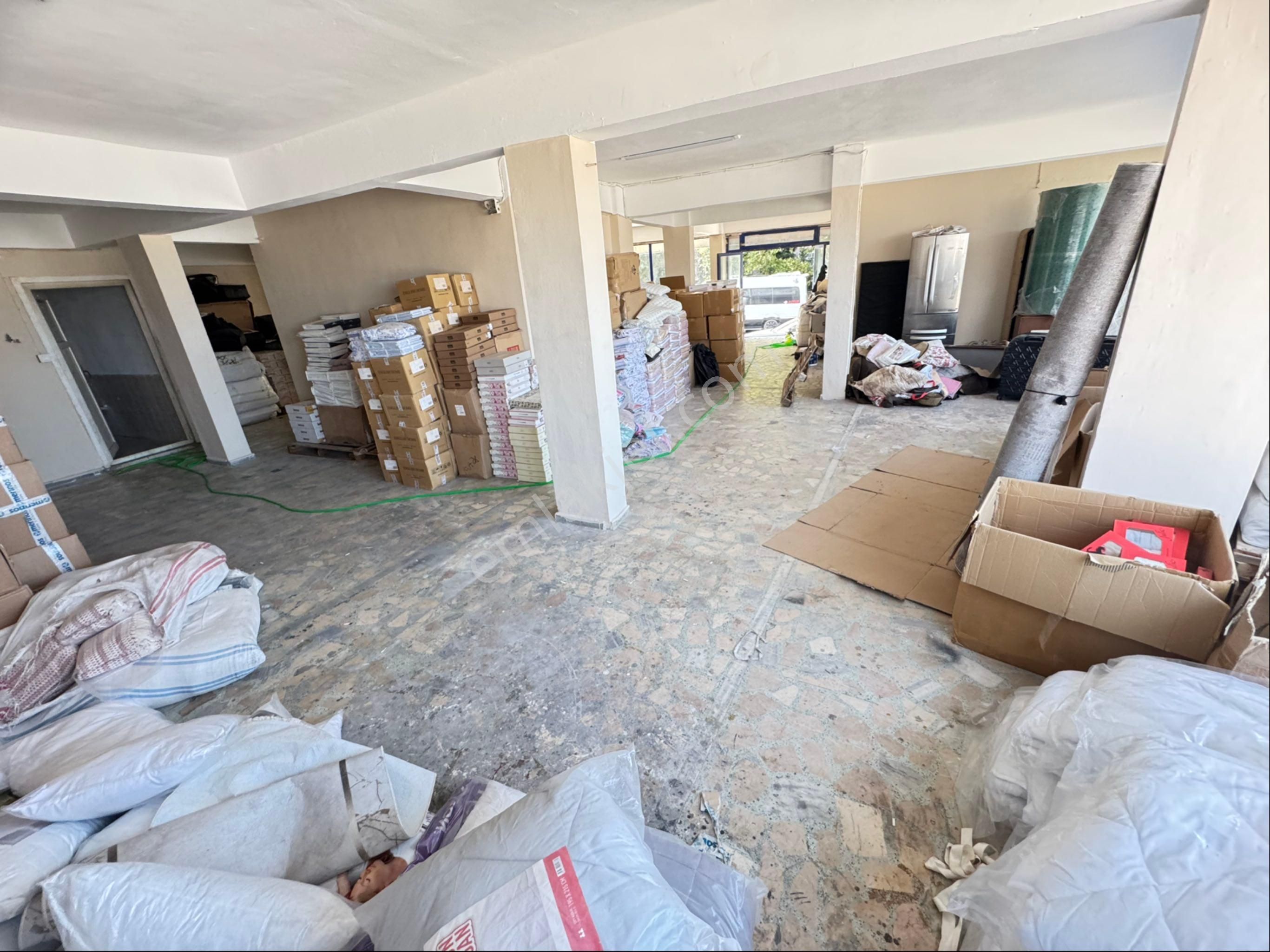 Zaferyapıdan Kiralıkgirişkatdükkan 200m2 Köşebaşı Caddecephe Sanayielektriklisultangaziesentepemahde - Görsel 16