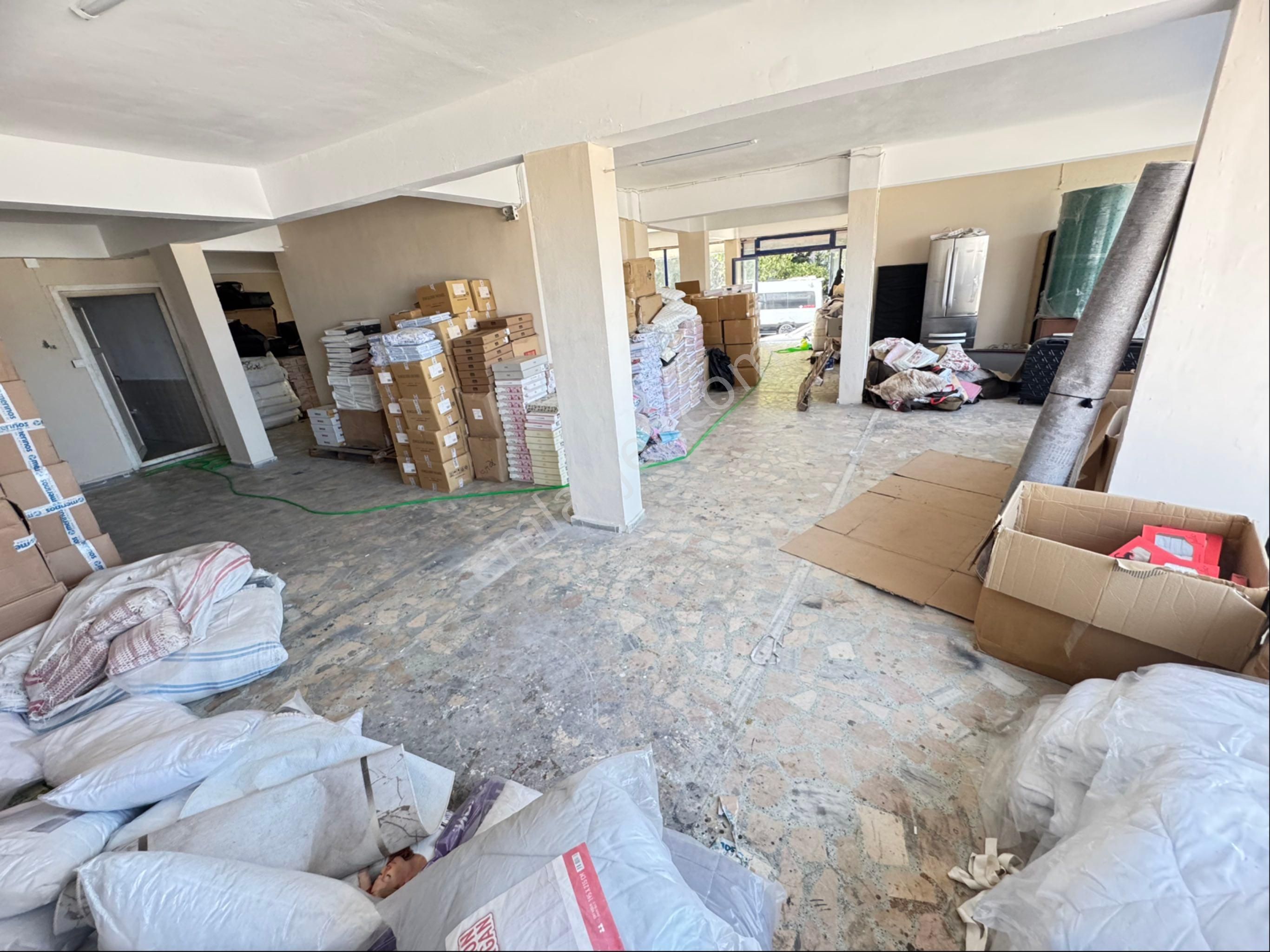 Zaferyapıdan Kiralıkgirişkatdükkan 200m2 Köşebaşı Caddecephe Sanayielektriklisultangaziesentepemahde - Görsel 10