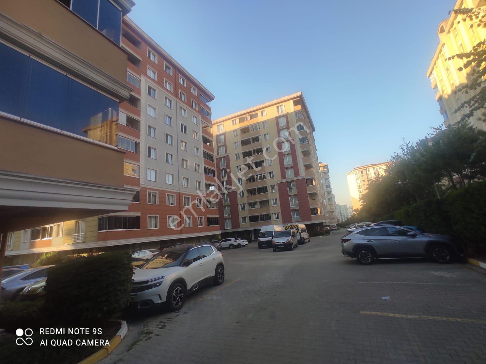 Beylikduzu Cumhuriyetde Metrobuse Yakin 5dk 3+1 Sitede Ara Kat - Görsel 4