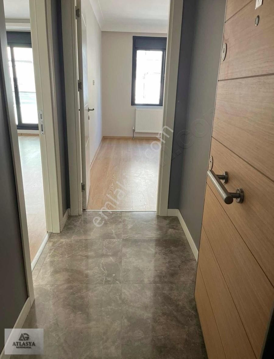 Atlasya'dan Altıntepe Mh Ara Kat Dgazlı 1+1 Kiralık