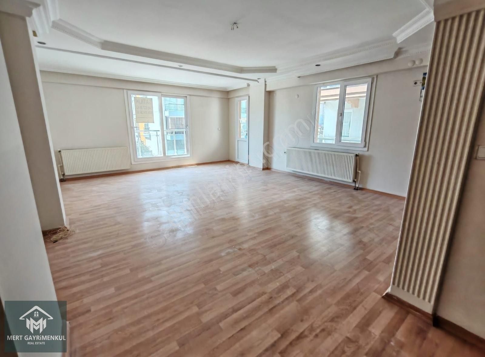 Uğurmumcu Mah. Hastane Yakını Dublex 160m2 3+1 Satılık Daire