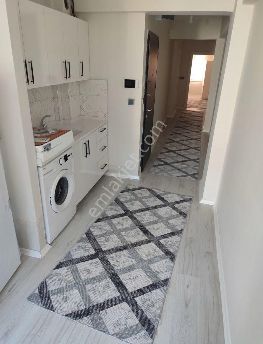 Asel'den Meydan 1+1 Sıfır Eşya Asansör+garaj 86 M2(12.000 Kiracı - Görsel 3