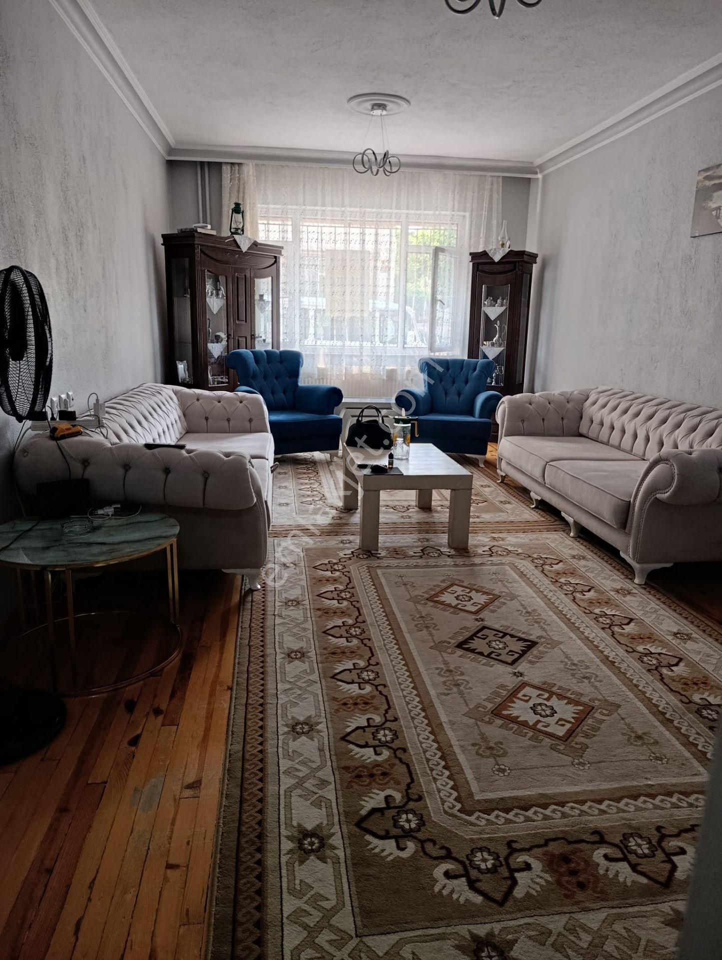 Keçeciler Mah. En Tepe Arkasında 3+1 Geniş Bakımlı Satılık Daire...