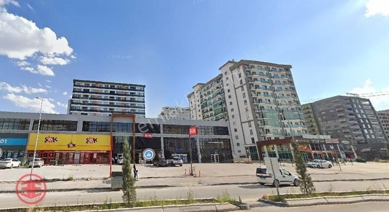 Etimesgut Yeşilova Mah. Kayra Loft Sitesi Kiralık 2+1 Daire