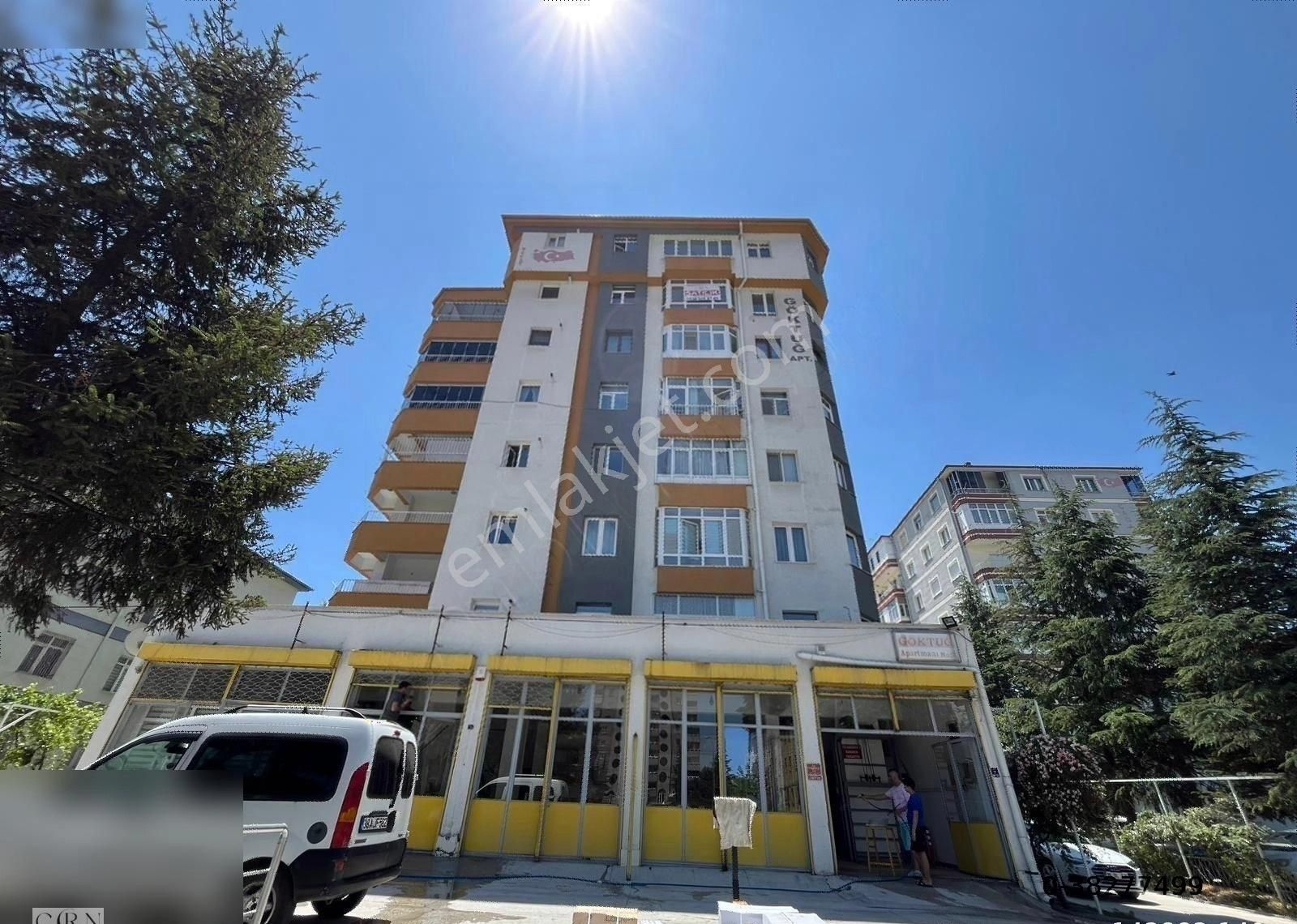 Osman Kavuncu Bulvarı Tramvay Yakını Kombili 4+1 Satılık Daire