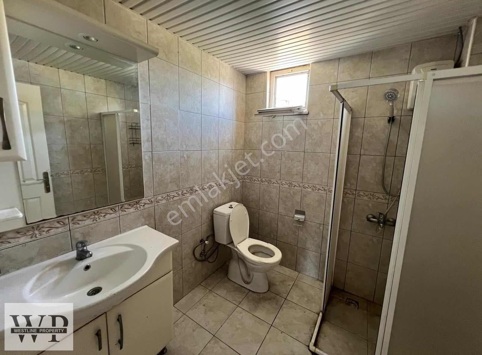 Cikcillide Havuzlu Satılık 2+1 Daire