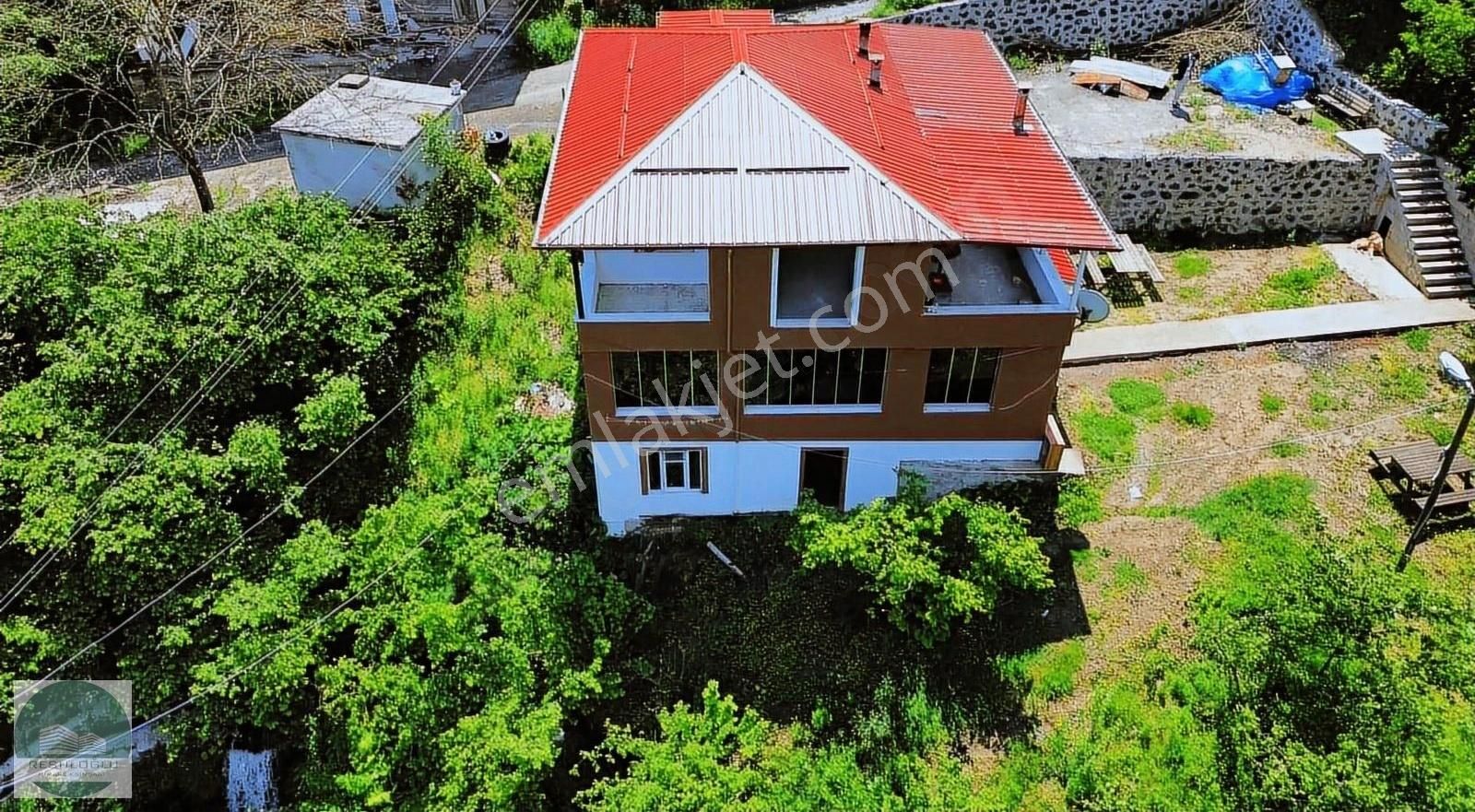 Resuloğlu Emlak Güzelyurtta Müstakil Çiftlik Evi