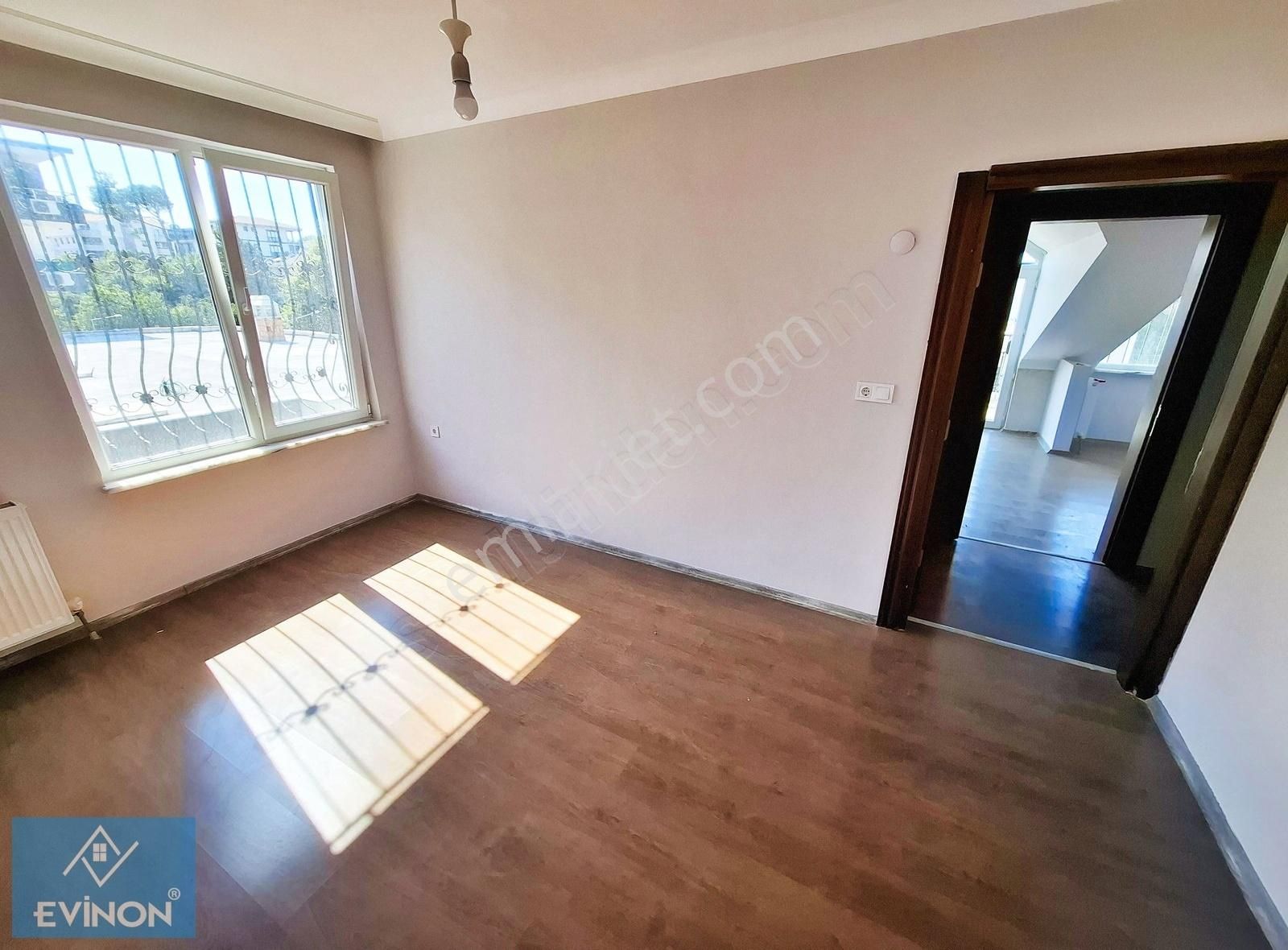 Çalı Gümüşlükte Panoramik Şehir Manzaralı Sıfır Tribleks Villa - Görsel 21