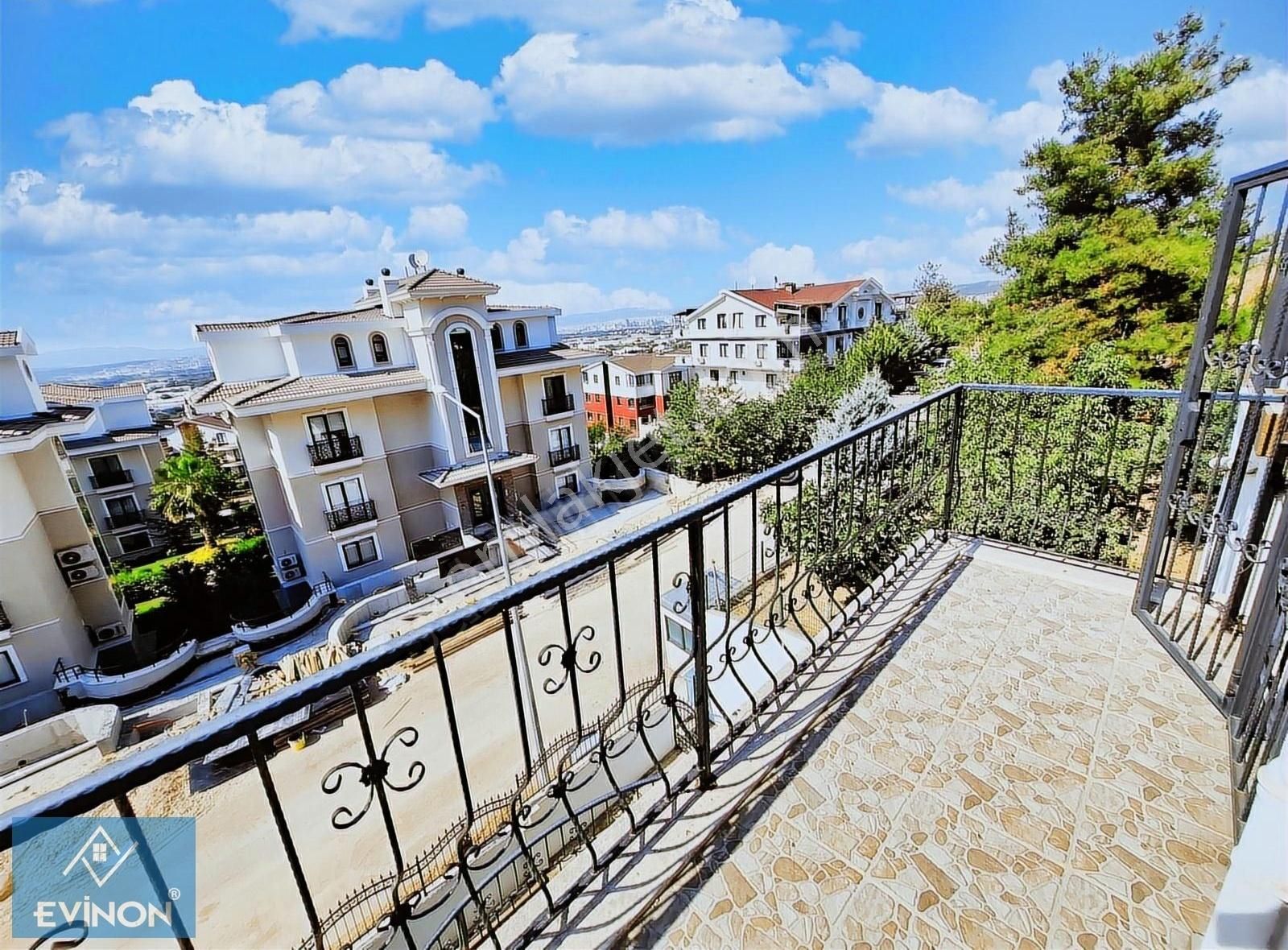 Çalı Gümüşlükte Panoramik Şehir Manzaralı Sıfır Tribleks Villa - Görsel 10