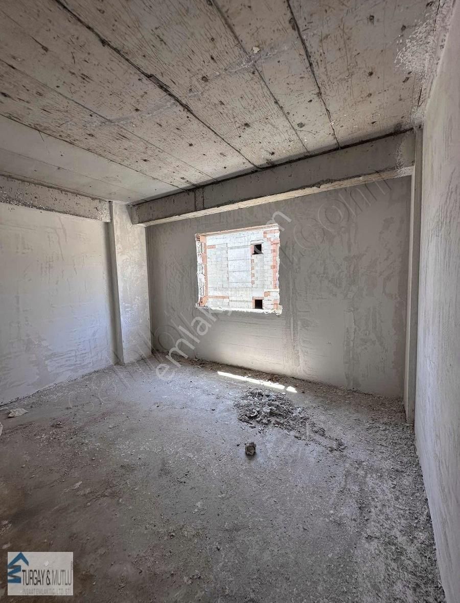 Burgaz Mah. 2+1 Asansörlü, Yerden Isıtmalı Lüx Daire... - Görsel 2