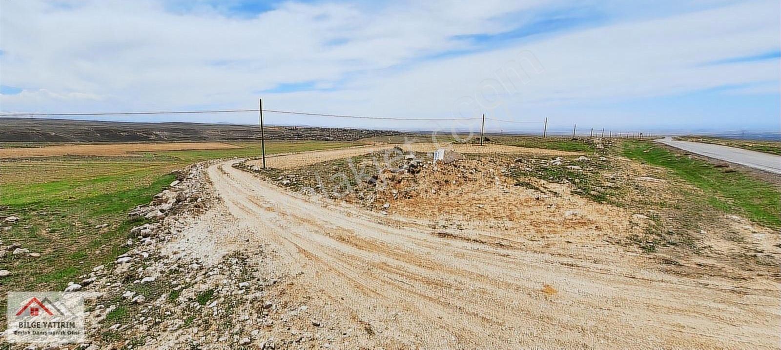 Niğde-bor-gökbez Kemerhisar-havuzlu-postallı Asfalta Sıfır Tarla - Görsel 12