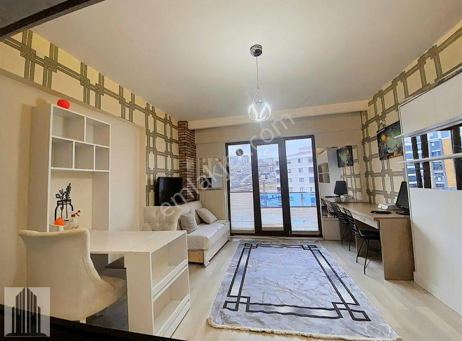 Kuvvet'ten Bulvara Cephe Havuzlu Güvenlikli Full Eşyalı !!