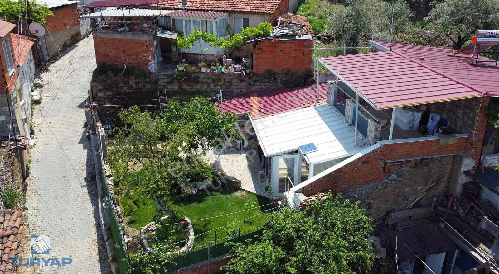 Tire Turyaptan Satılık Masrafsız Merkezde Müstakil Ev