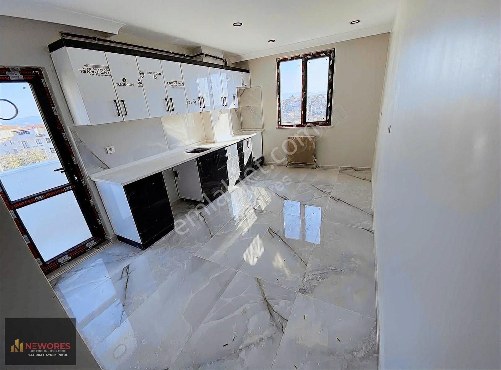 Darıca Bağlarbaşı Mah Deniz Manzaralı Satılık 3+1 Arakat Daire