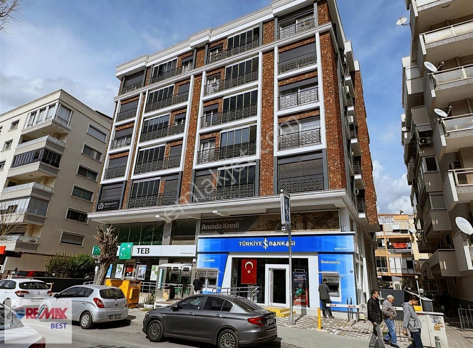 Karşıyaka Atatürk Bul ,üzeri Vatan Bil ,karşısı Kiralık Dubleks