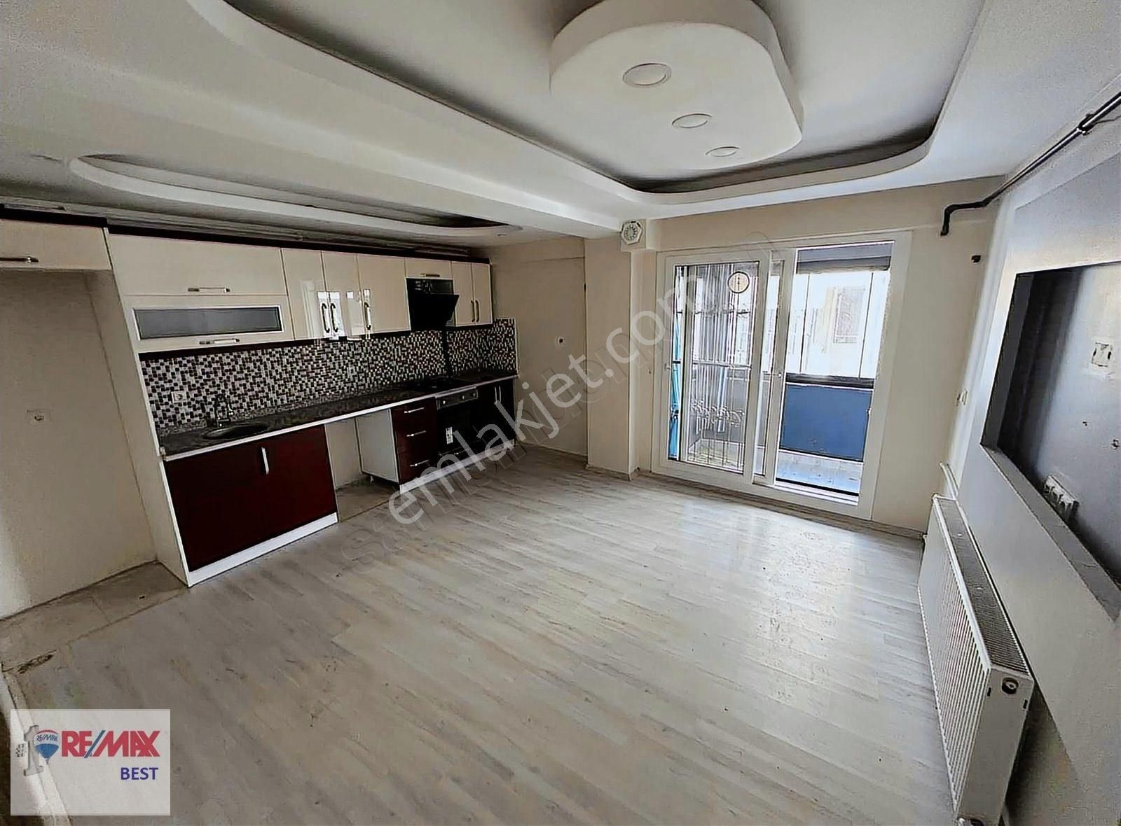 Remax Best Berk Meral'den Torbalı İnönü'de 2+1 Satılık Daire