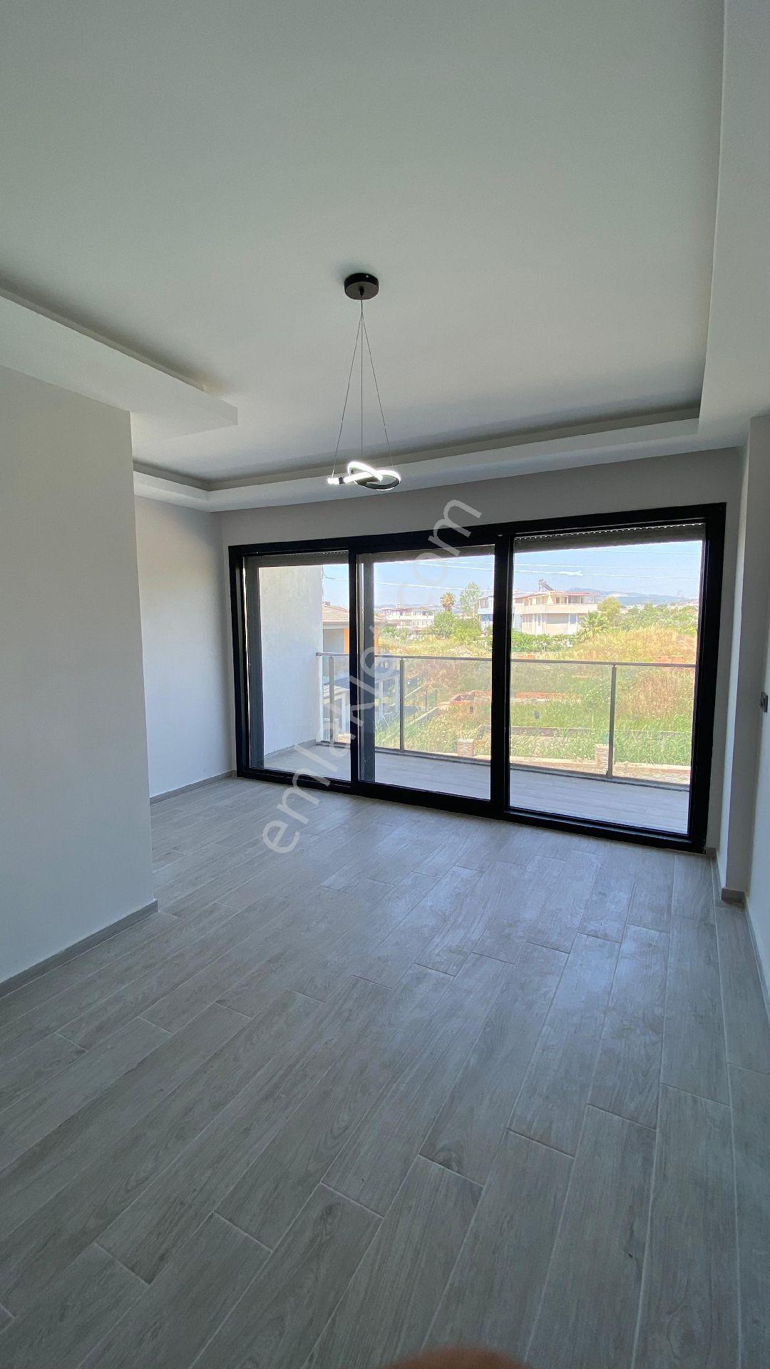 Kuşadası Guzelcamlıda Tek Müstakil Özel Havuzlu 4+1 Villa - Görsel 17